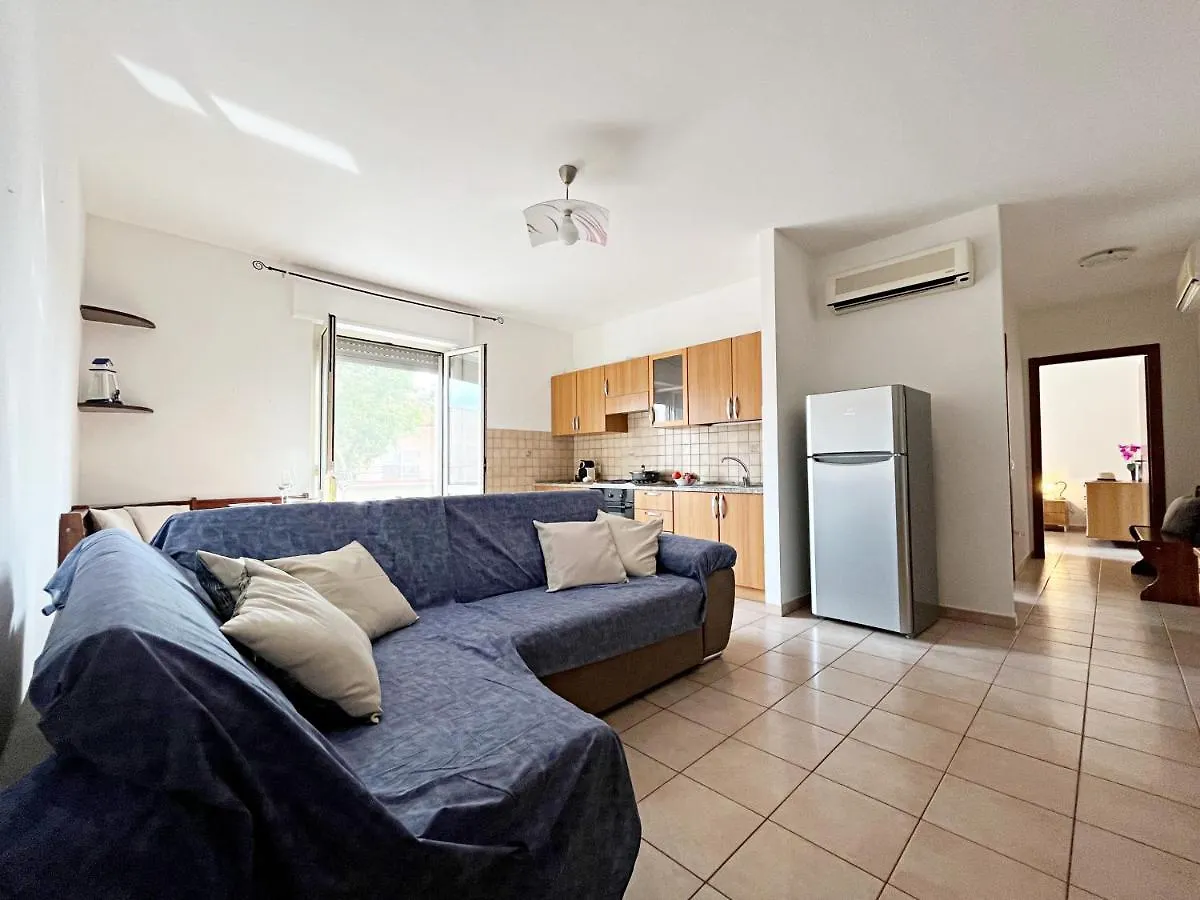 Domomea - Le Tre Sorelle Cabras Apartment